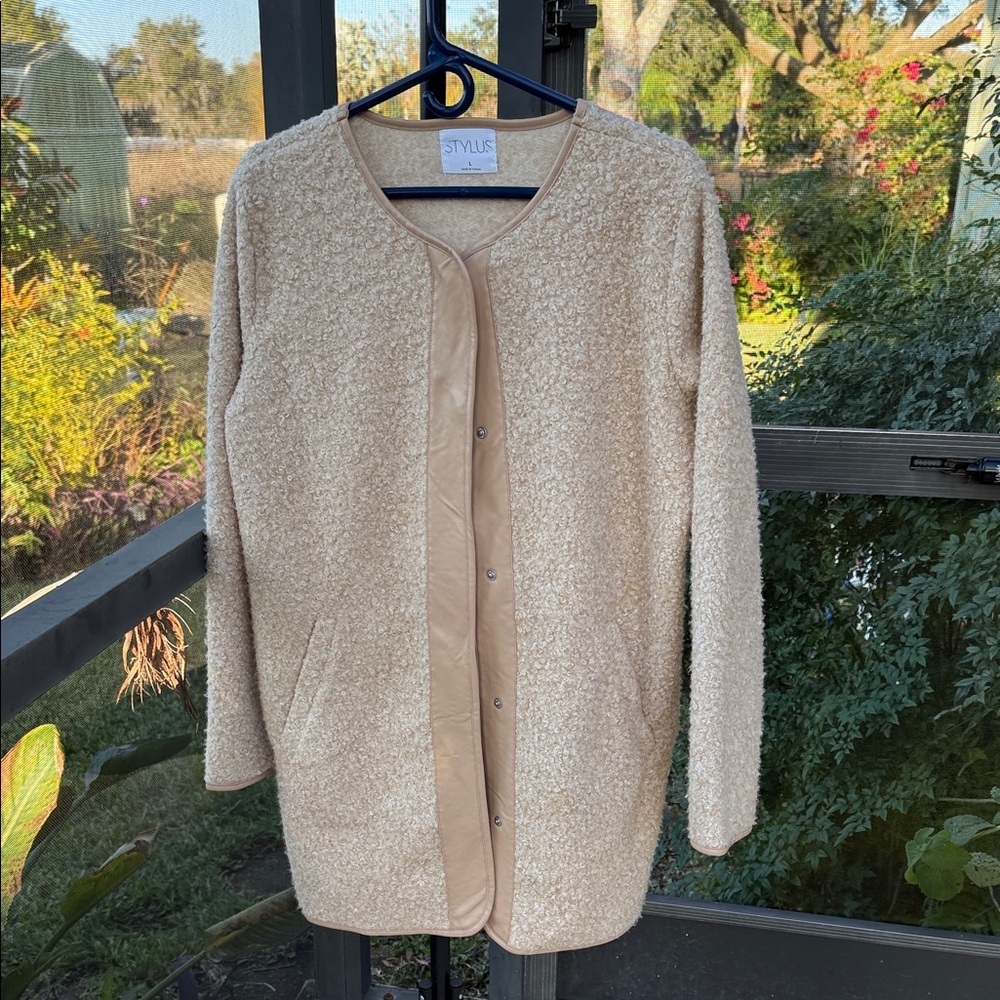 STYLUS Sherpa look camel/cream/tan Textured coat